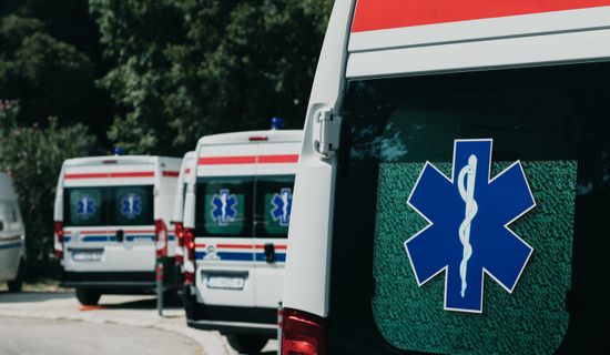 尉犁救护车转运病人过路高速收费吗?